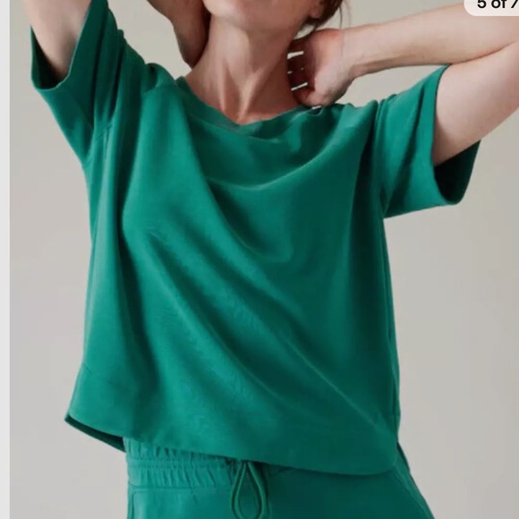 SET - Athleta Short Sleeve Lounge Set in Emerald Green - Picture 1 of 6